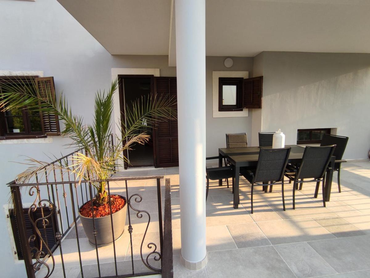 Apartvilla Castropola Exterior foto